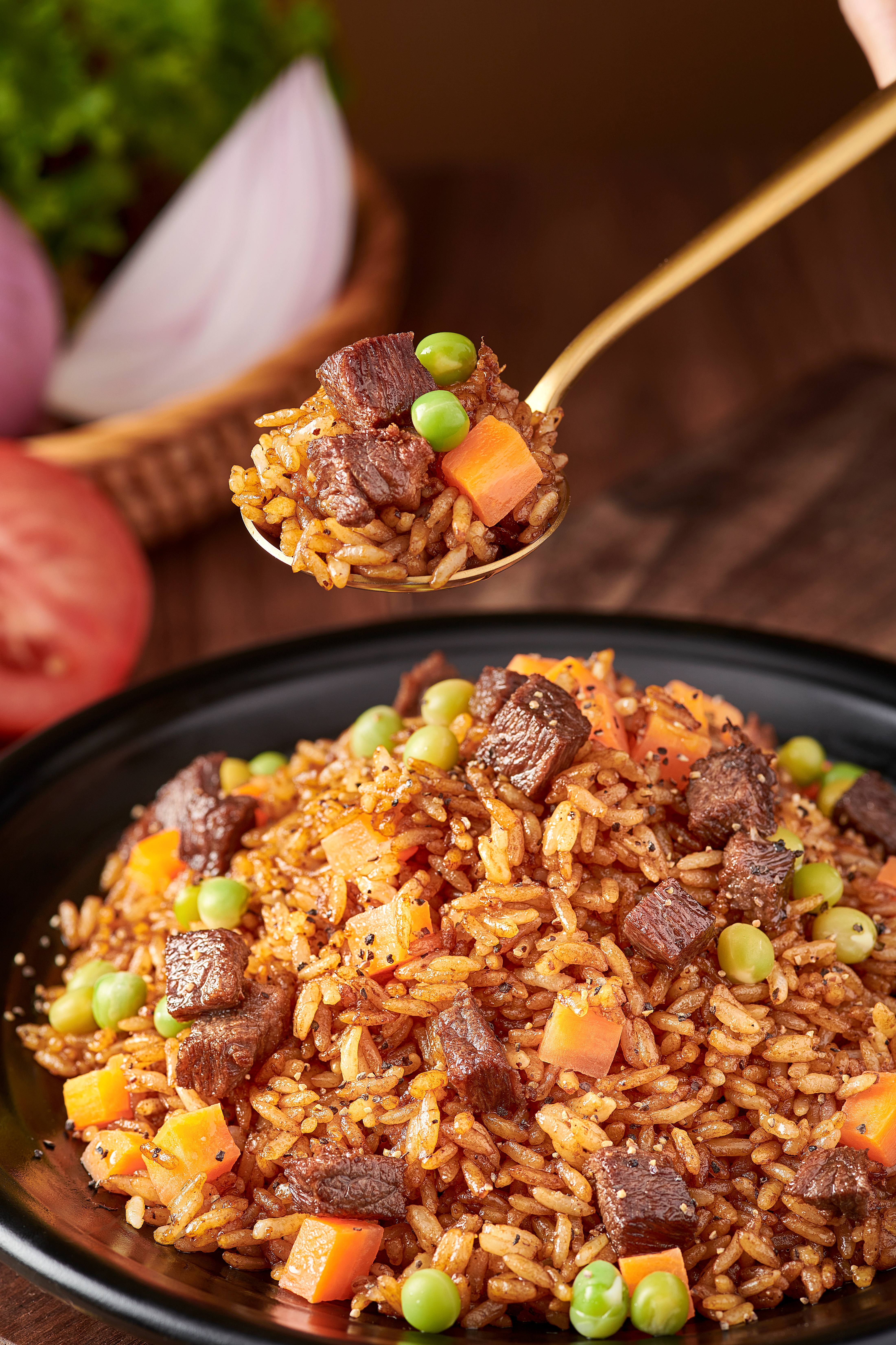 黑椒牛肉炒飯
